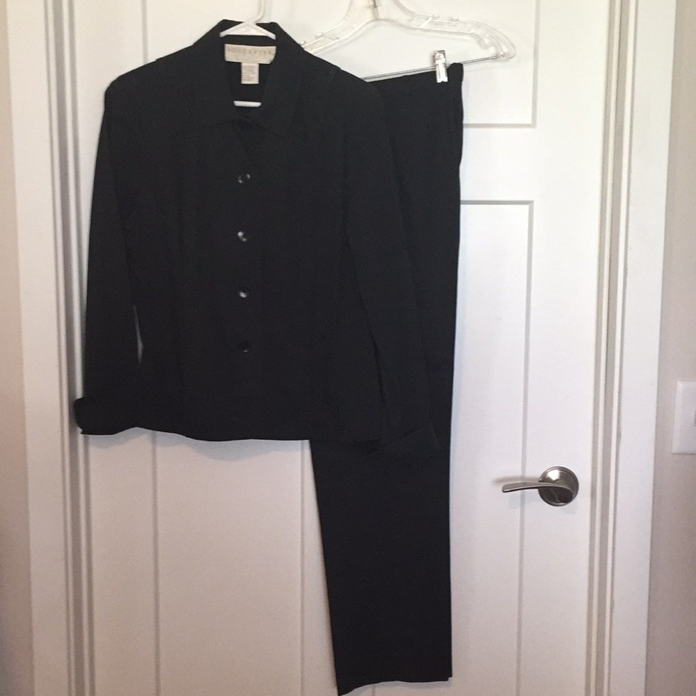 Women’s suit